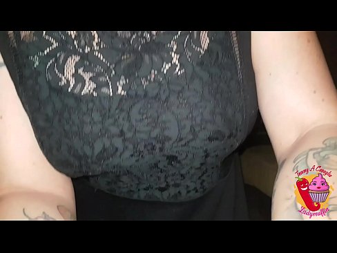 ❤️ Lutakas õepoeg annab talle blowjobi ja hispaania keelt Anaal video at us ﹏
